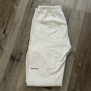 The Super World fleece sweatpant - Aritzia